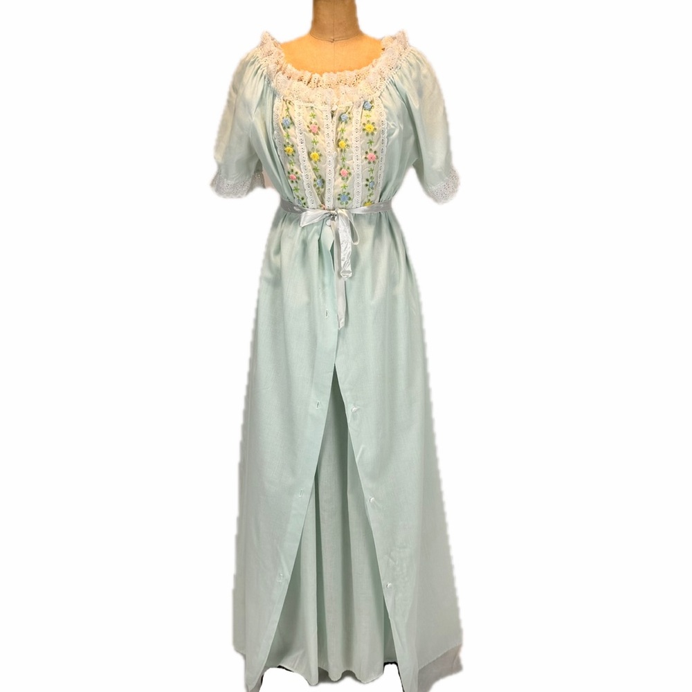 VINTAGE 60s cottage prairie floral embroidered nightgown robe housecoat set lace - Picture 14 of 17